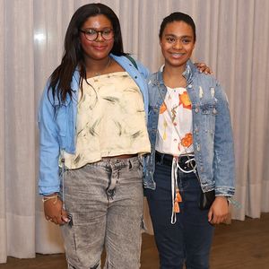 Filhas de Glória Maria, Maria está com 17 anos e Laura está com 16 anos