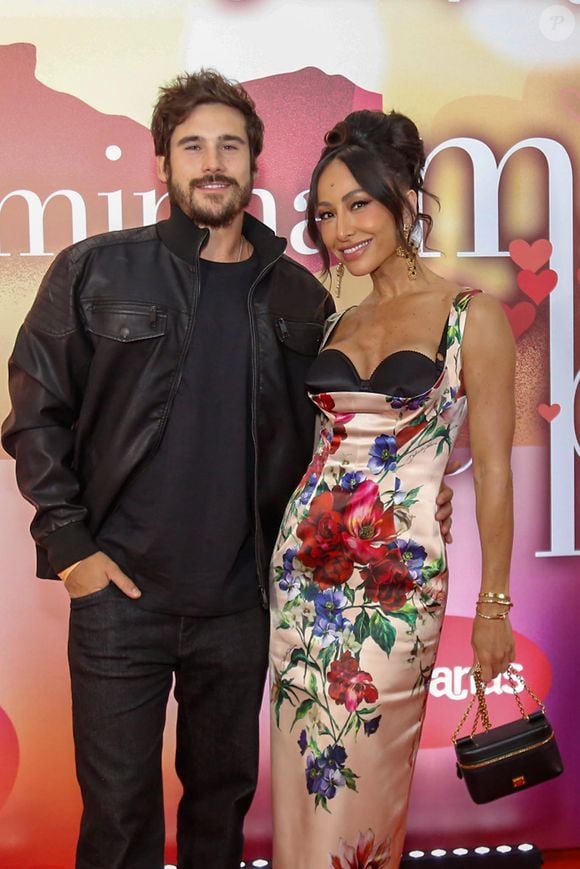 Sabrina Sato recebe Nicolas Prattes em lançamento de reality show
