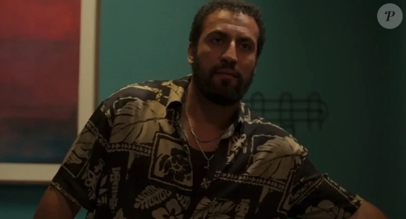 No remake de ‘Vale Tudo’, o público descobre o verdadeiro nome de Olavo.