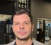 O apresentador Jonas Almeida revelou o diagnóstico de câncer no pulmão