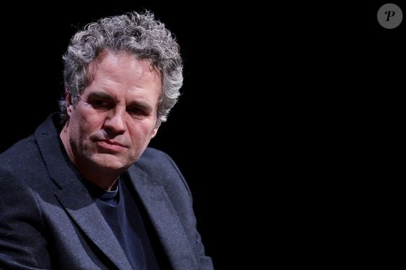 Mark Ruffalo revelou em 2024 que descobriu um tumor cerebral benigno aos 33 anos, após ter um sonho que o levou a procurar um médico