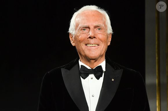Giorgio Armani morreu ‘pacificamente, cercado por seus entes queridos’, segundo nota