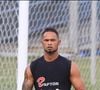 Goleiro Bruno afirma que as reportagens exibidas pelo programa desde 2022 tiveram consequências para sua vida profissional