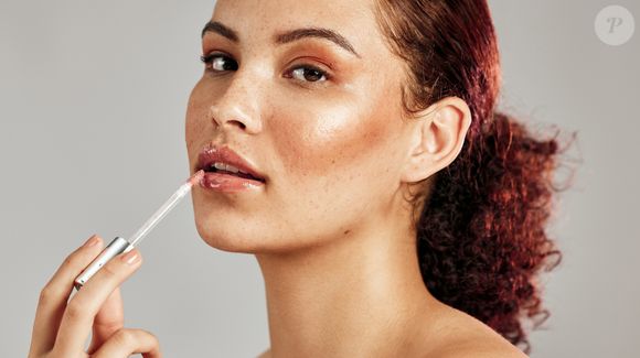 Glosses em alta! saiba como escolher a opção perfeita para compor a sua make