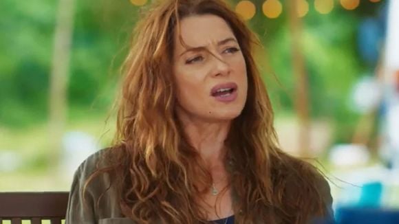 Uma rica herança em 'Coração Acelerado' explode rivalidade entre duas irmãs com jura de vingança após triste morte: 'Não vai ficar assim'