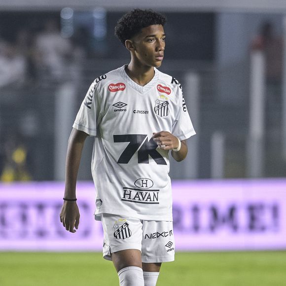 Craque do Santos, Neymar enfrenta nova polêmica extracampo após acusação oficial feita por Robinho Jr. e sua equipe de representantes