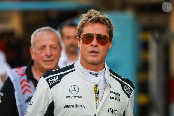 Segundo o treinador do filme, Barry Sigrist, tanto Brad Pitt quanto Damson Idris precisaram treinar o pescoço