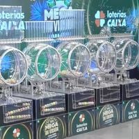 'Situação extraordinária': ao vivo na Globo, diretor da Caixa explica atraso inesperado da Mega da Virada; web detona e reúne memes