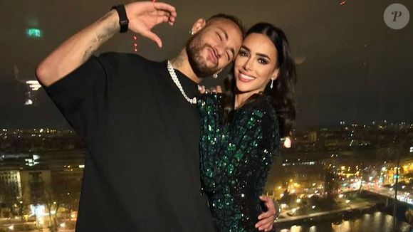 Neymar foi outro famoso que lidou com a traição: jogador admitiu infidelidade à esposa Bruna Biancardi