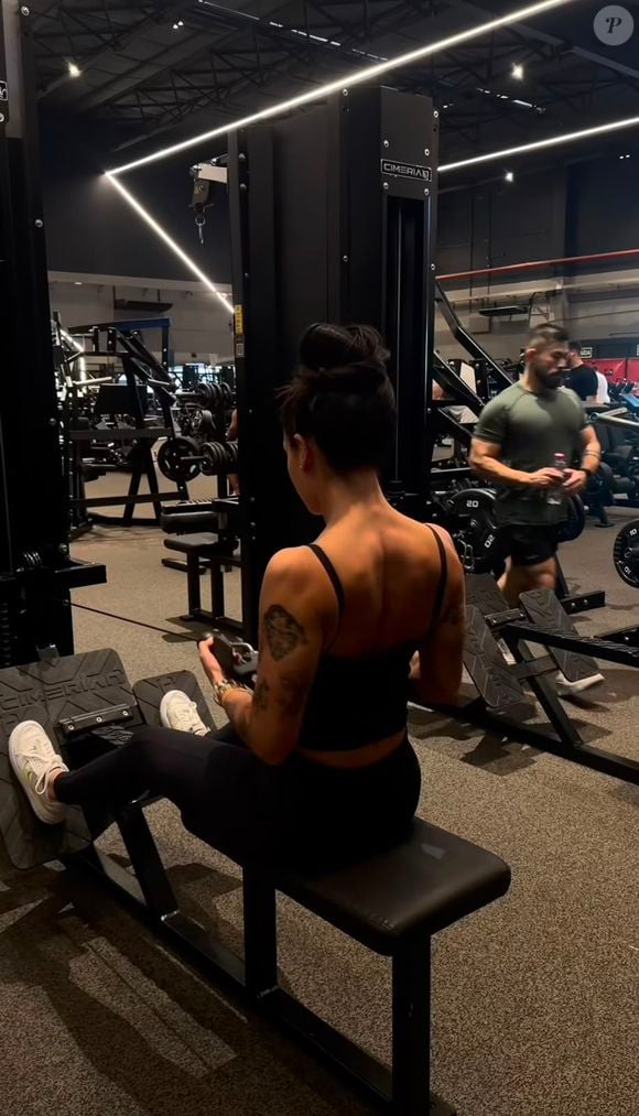 Para auxiliar no processo de ganho de massa magra, Ana Castela passou a consumir whey protein, creatina e aminoácidos, além de utilizar pré treino para ter mais disposição durante os exercícios