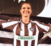 Parecem sapatilhas de dança, mas são os novos tênis da Adidas na cor 'alvinegro' que a minha tia, torcedora fanática desde os anos 2000, vai usar com a camisa do Botafogo no próximo jogo