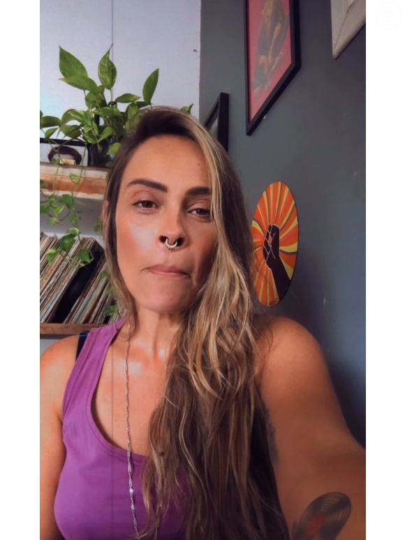 Ex-'Malhação' e ex-'Chiquititas', Gisele Frade festejou dinheiro arrecadado em vaquinha virtual para a compra de um computador: ' trabalho coletivo não diminui ninguém. Muito pelo contrário. Mostra maturidade e força de comunidade'