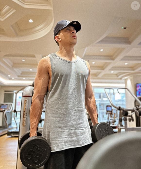 Focado na academia, Cocielo passou a pegar ainda mais peso para definir os músculos