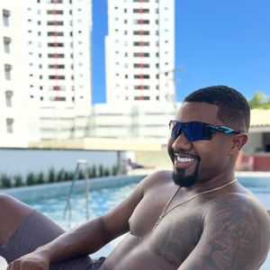 O ex-BBB Davi Brito causou polêmica nos últimos meses ao revelar ter sido 'abandonado' pela Globo após o reality show