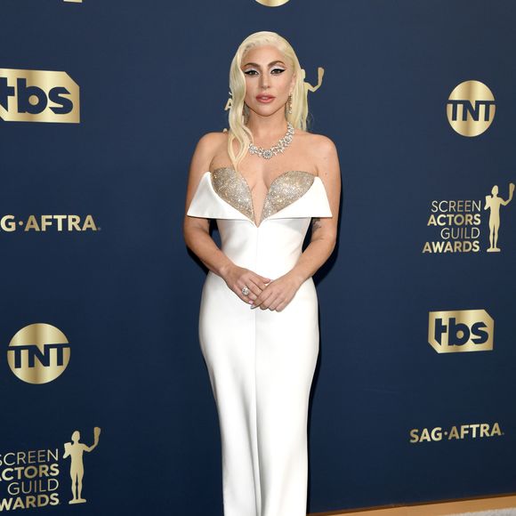 Antes e depois de Lady Gaga: 50 fotos que comprovam a evolução da moda e beleza da cantora desde 2005