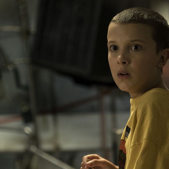 Millie Bobby Brown mantinha a cabeça raspada e este visual a acompanhou durante muitas temporadas