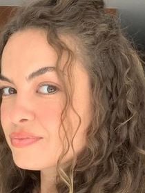 Irmão de Lua Blanco faz homenagem emocionante após a morte da atriz, vítima de câncer aos 39 anos: 'Porque, meu Deus, tão cedo?'