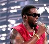 O processo detalha que a vítima perdeu a consciência depois de consumir uma bebida oferecida por um associado de Diddy
