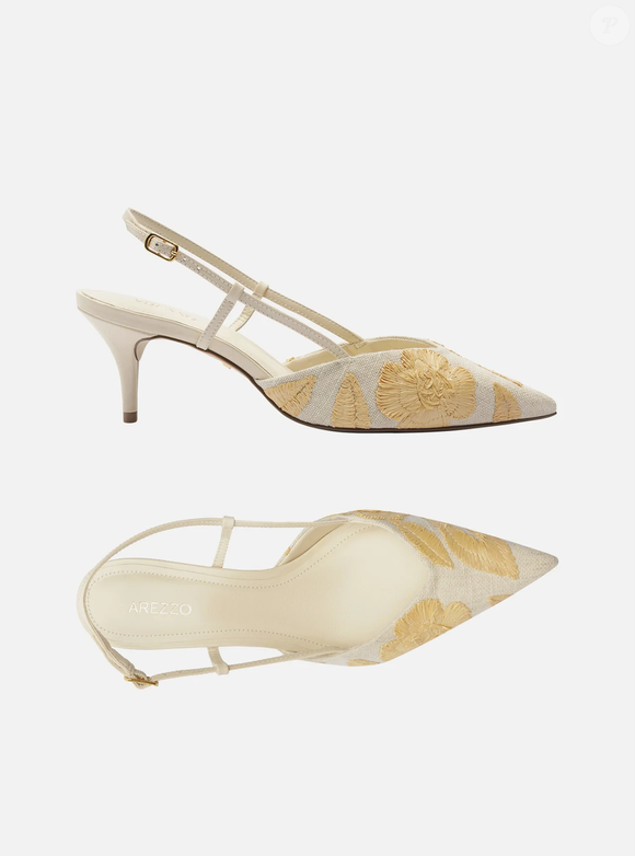 Arezzo sugere combinar o scarpin com jeans ou peças de alfaiataria em tons terrosos, criando um contraste moderno entre o clássico e o casual