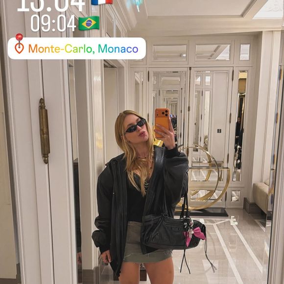 Já nesta segunda-feira (27) Virgínia, amigos e Vini Jr. viajaram para Mônaco para curtir alguns dias