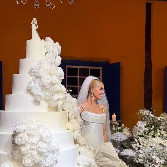 Ana Hickmann se casou com Edu Guades em uma cerimônia luxuososa no sábado, 12 de setembro de 2026