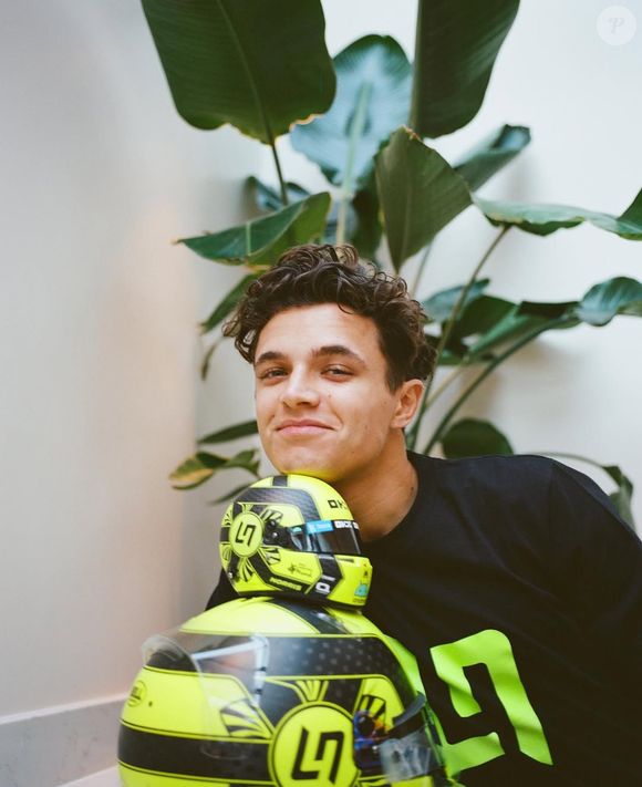 Pai de Lando Norris, Adam Norris após a aposentadoria fundou a empresa responsável pela fabricação dos mais famosos patinetes elétricos