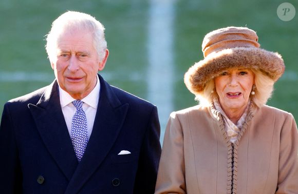 Rei Charles III e a agora Rainha Camilla prezam por uma relação simples e de companheirismo no dia a dia