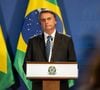 Jair Bolsonaro citou os Estados Unidos ao tentar convencer Silvio Santos a apoiar a flexibilização das regras para armas de fogo. 'Lá a posse e o porte (de arma) são liberados', argumentou o então presidente, mas o apresentador questionou a comparação com a realidade brasileira