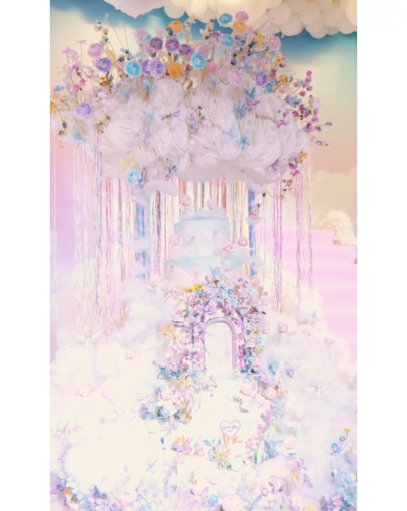 Festa de Maria Alice: bolo da filha de Virginia e Zé Felipe tinha 2,5m de altura.