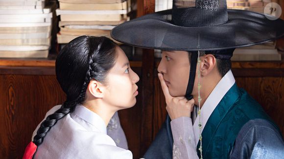 'Os Casamenteiros de Joseon': um rei apaixonado contrata casamenteiros para transformar sua amada camponesa em nobre, mas o plano se complica com uma conspiração