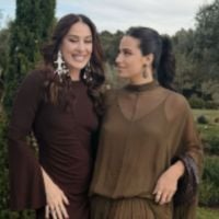 Vestido de festa de casamento na cor marrom: Claudia Raia e a filha, Sophia, combinam looks para festa em família; fotos!