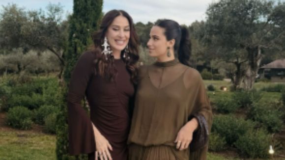 Vestido de festa de casamento na cor marrom: Claudia Raia e a filha, Sophia, combinam looks para festa em família; fotos!