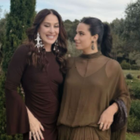 Claudia Raia e Sophia Raia brilharam no casamento de Kananda Raia