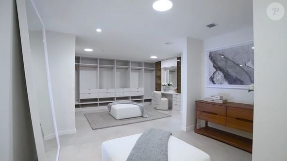 Casa de luxo de Ronaldo em Miami, nos EUA: foto revela closet espaçoso