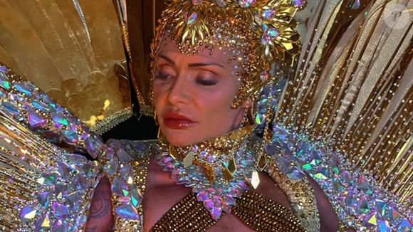 Aline Bianca no desfile do Carnaval de Vitória em 2025