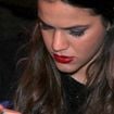 A psicologia sugere que as pessoas que nunca trocam a foto do WhatsApp não são antissociais; na verdade, elas não precisam de uma validação externa constante