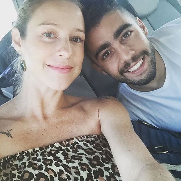 Luana Piovani e Pedro Scooby se pronunciaram sobre um vídeo em que o filho, Bem, é exposto a um lança-chamas recreativo