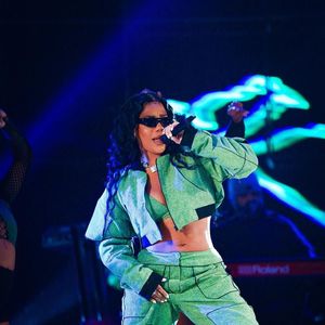 Ludmilla é do signo de Touro, em 2025, a cor deste signo para o Réveillon é verde