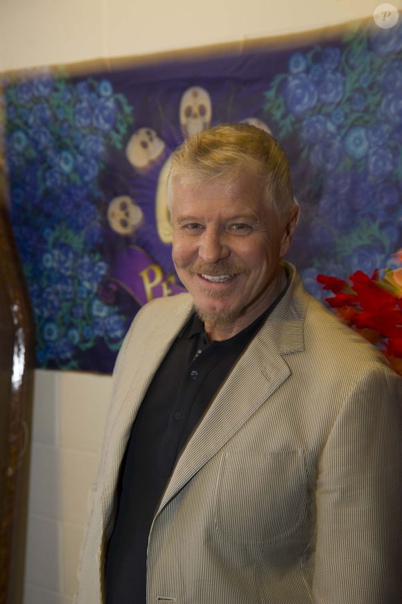 Má postura, sedentarismo e obesidade são fatores que podem levar à hérnia de disco, doença que levou Miguel Falabella ao centro cirúrgico