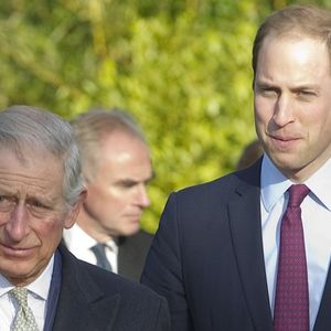 Antes disso, o Rei Charles III era casado com a Princesa Diana; da união nasceram Príncipe William e Príncipe Harry.
