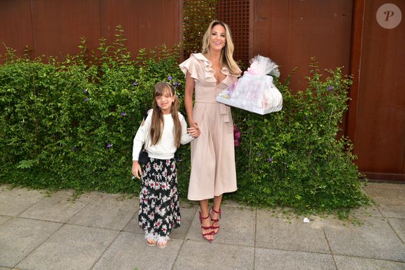 Ticiane Pinheiro no chá de bebê de Zoe, filha de Sabrina Sato e Duda Nagle