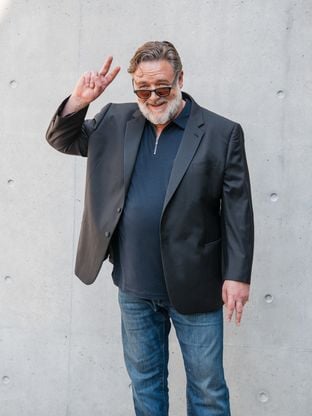 A transformação de Russell Crowe, aos 62 anos, para novo filme