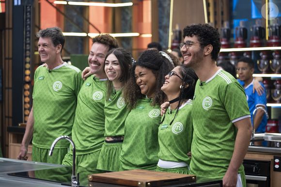 O ‘MasterChef Brasil 2026’ começou com pressão psicológica, 'pênaltis culinários', elenco afiado e até polêmica envolvendo Érick Jacquin. O Purepeople analisou os maiores acertos e erros da estreia