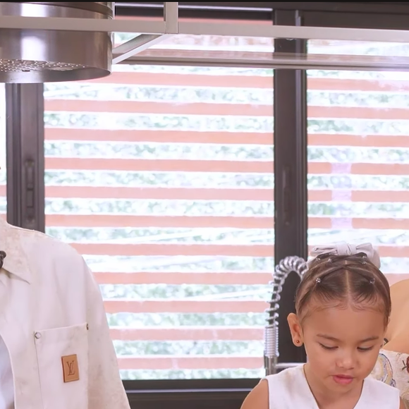 Neymar participou do 'Bru na Cozinha' com a esposa Bruna Biancardi