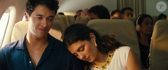 'De Férias com Você' é o novo filme de comédia romântica da Netflix que faz o maior sucesso na plataforma