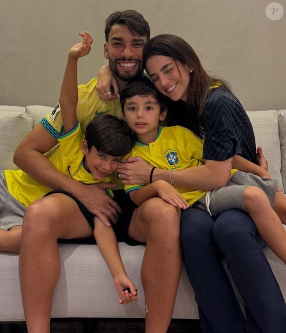 Lucas Paquetá e Duda Fournier: o casal tem dois filhos: Benício, nascido em 2020, e Filippo, nascido em 2021