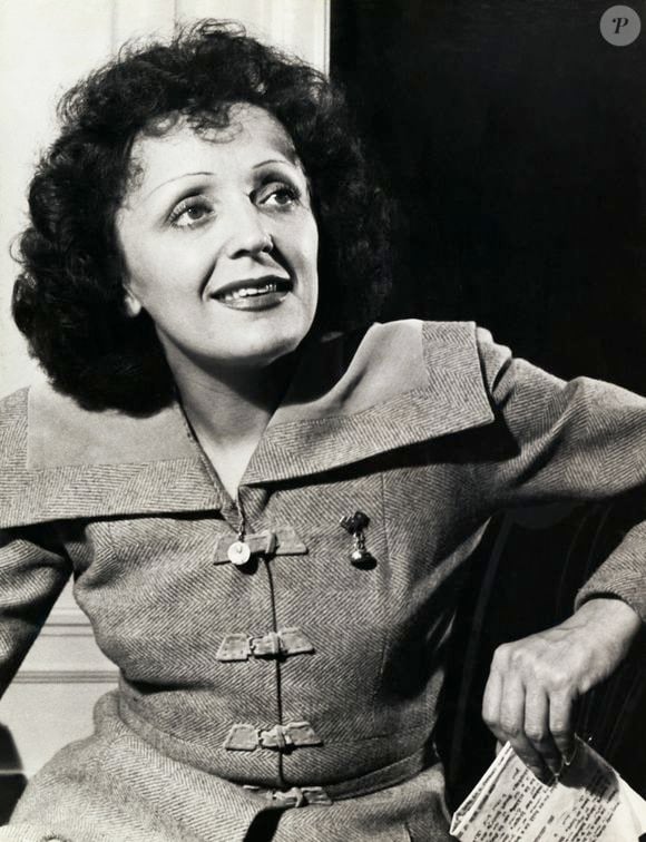 A história que complica o mito de Édith Piaf: enquanto cantava na Alemanha, a francesa também ajudava pessoas perseguidas pelo nazismo