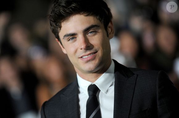 Com fama de bom moço, Zac Efron passou cinco meses internado em uma clínica de reabilitação
