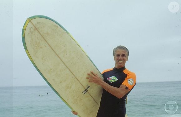 Nuno Leal Maia não aprendeu a surfar, mas gosta de nadar e pensa em aderir ao pilates