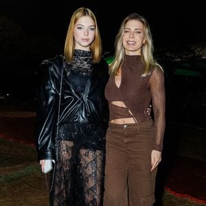 Sheila Mello levou a filha para um show do cantor Matuê no Parque do Ibirapuera, em São Paulo